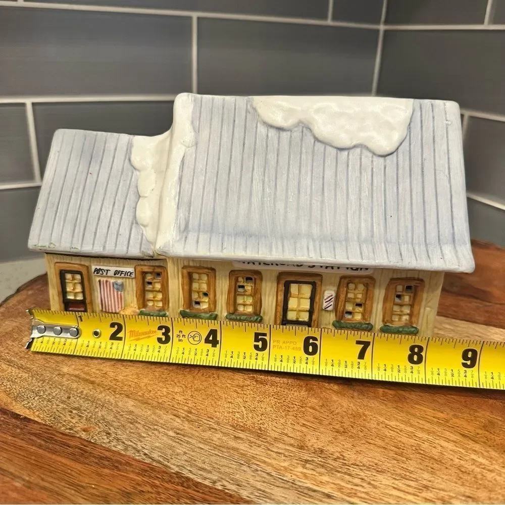Vintage 1991 National Rennoc Americana Porcelain Holiday Railroad Station
